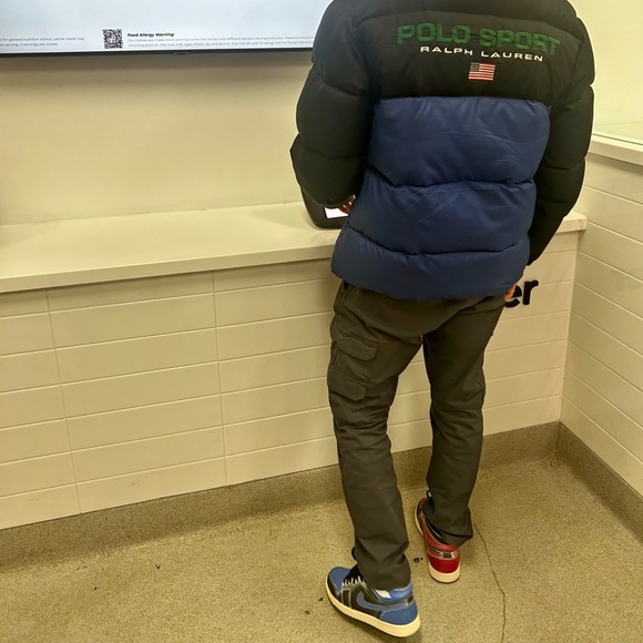 Meet your Posher, Michael - Picture 2 of 4